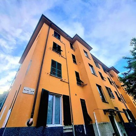 Appartamento Vista Giardino - L'Onda Blu La Spezia Luaran gambar