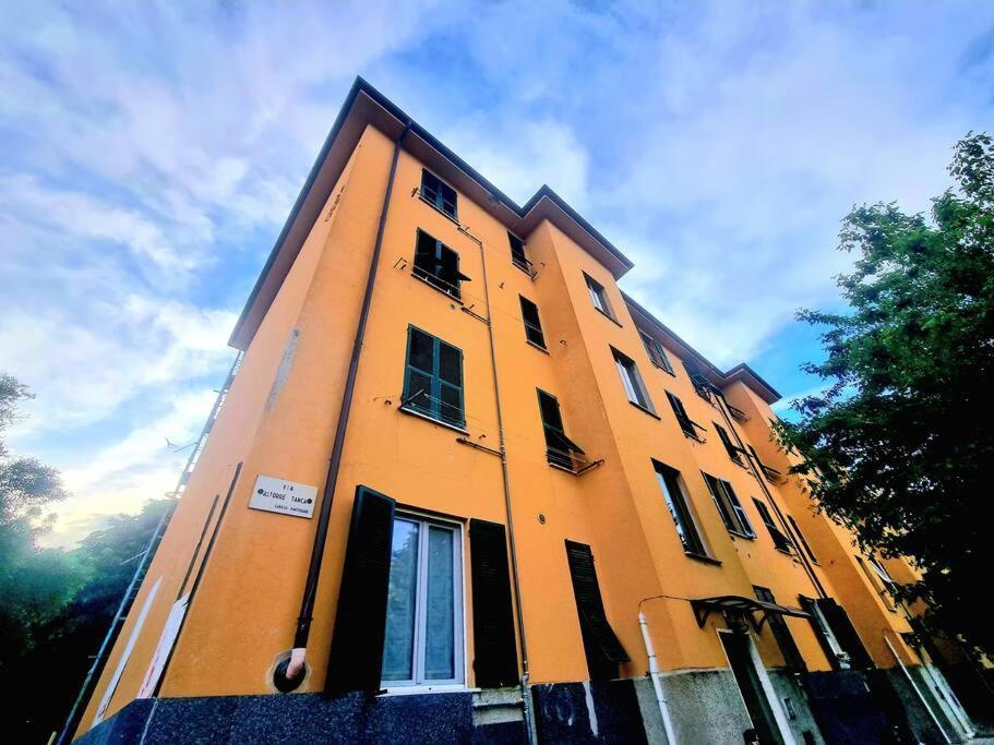 Appartamento Vista Giardino - L'Onda Blu La Spezia Luaran gambar